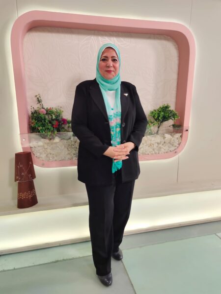 دكتورة كريمة الشامى في حوار لـ رؤية وطن " مقترحات لمواجهة التحديات التي تواجه مهنة التمريض وتحسين ظروف العاملين بها "