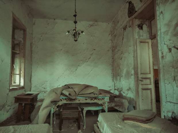 بيت الجن الأحمر